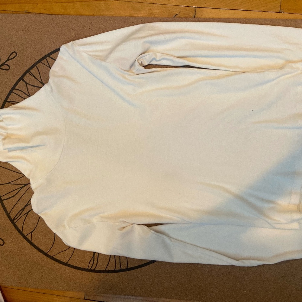 White turtleneck Kotn